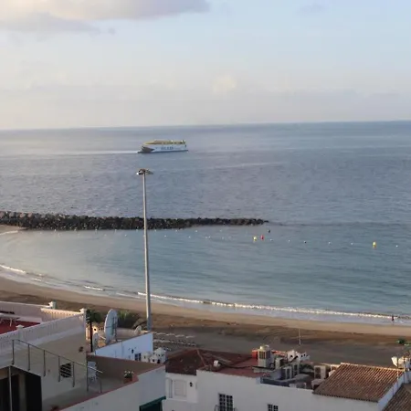 Vista Bahia - Seafront Terrace Apartment *